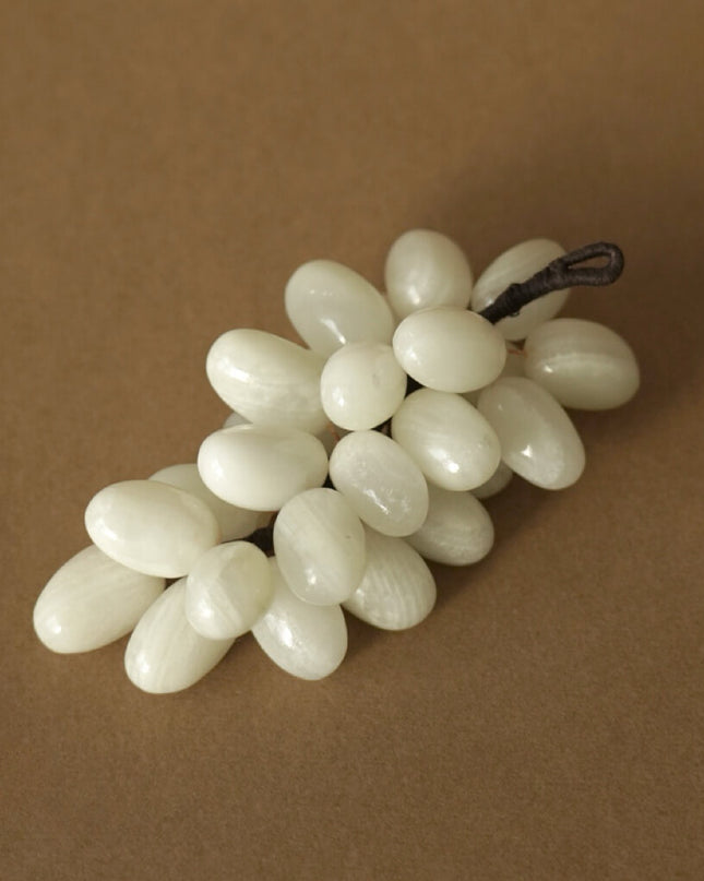 Natural Jade Grape Artistic Tabletop Ornament