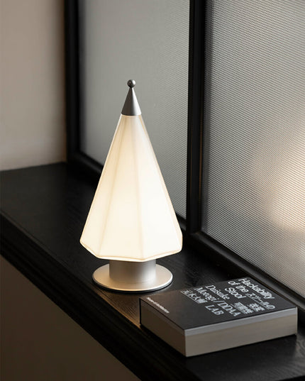Cedar Cordless Rechargeable Table Lamp - Christmas Gift