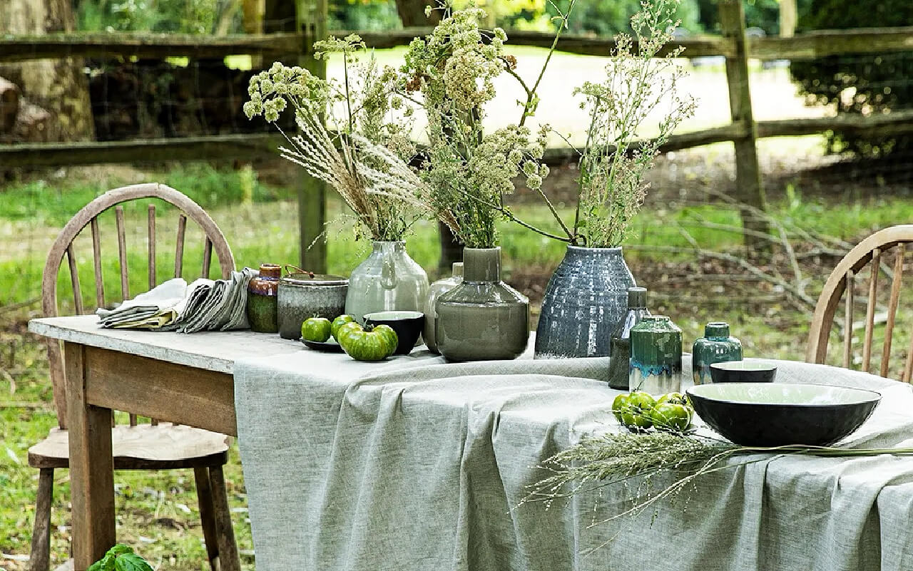 How to Keep Your Linen Tablecloth Wrinkle-Free?