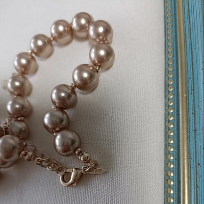 Vintage Embossed Pearl Set