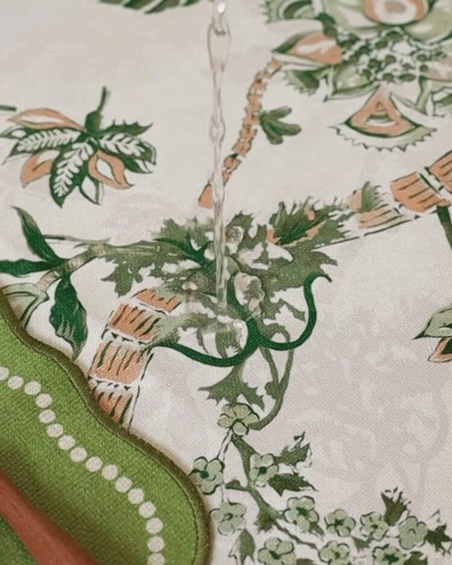 Molly's Manor Tablecloths & Placemats Set