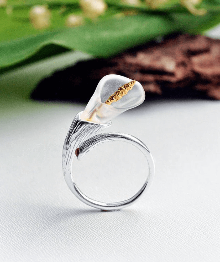 Calla Lily - Adjustable Ring