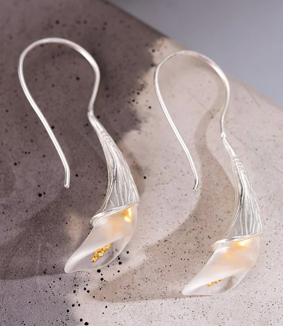 Calla Lily - Dangle Earrings