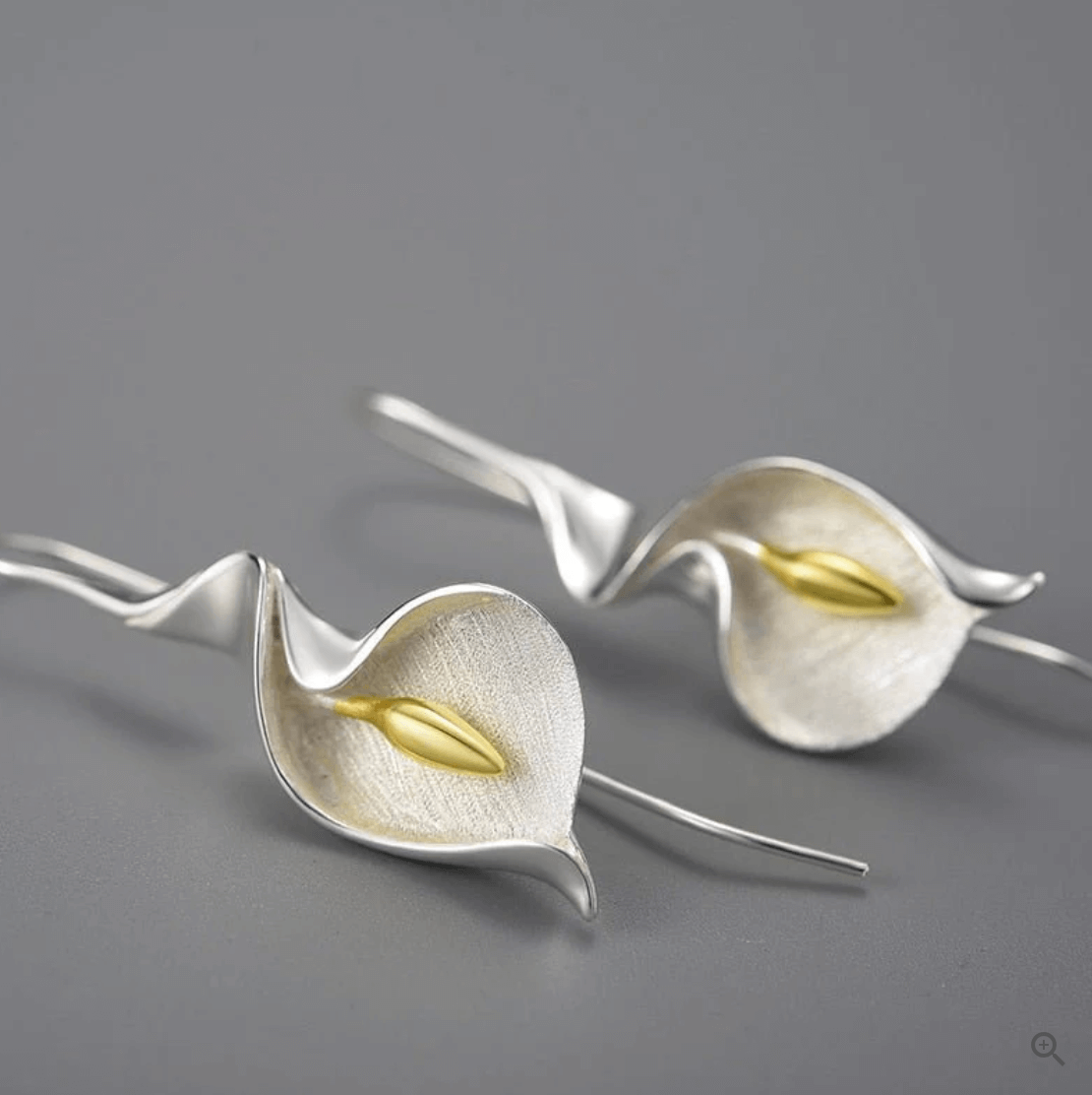 Big Calla Lily - Dangle Earrings | NEW