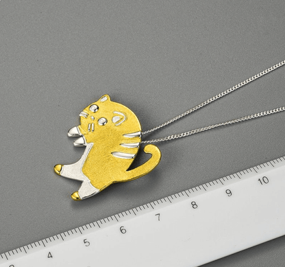 Startled Cat - Handmade Pendant