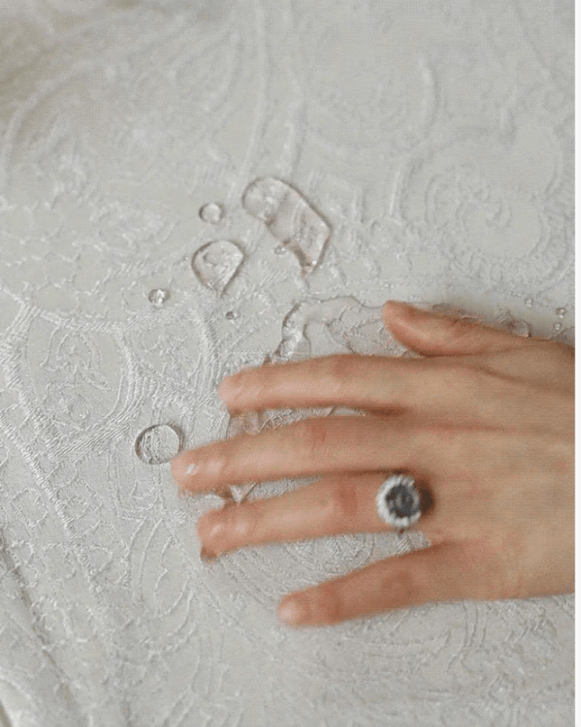 Sconce Cream White Table Runner