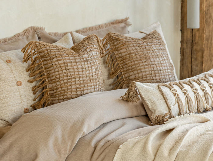 <h1>Sleep-Worthy Softness, Naturally</h1>