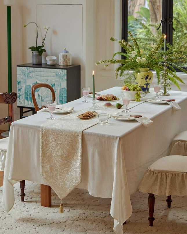 Sconce Cream White Table Runner