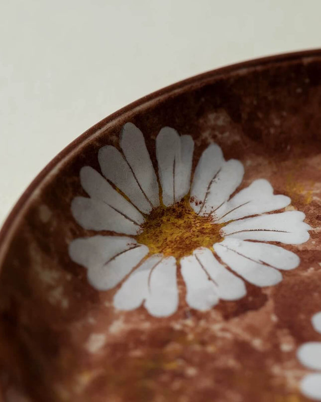 Wabi-Sabi Hand-Painted Daisy Plate
