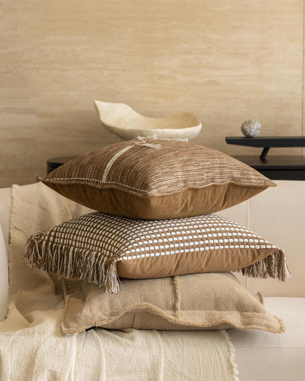 Modern Living Room Throw Pillows & Cushions