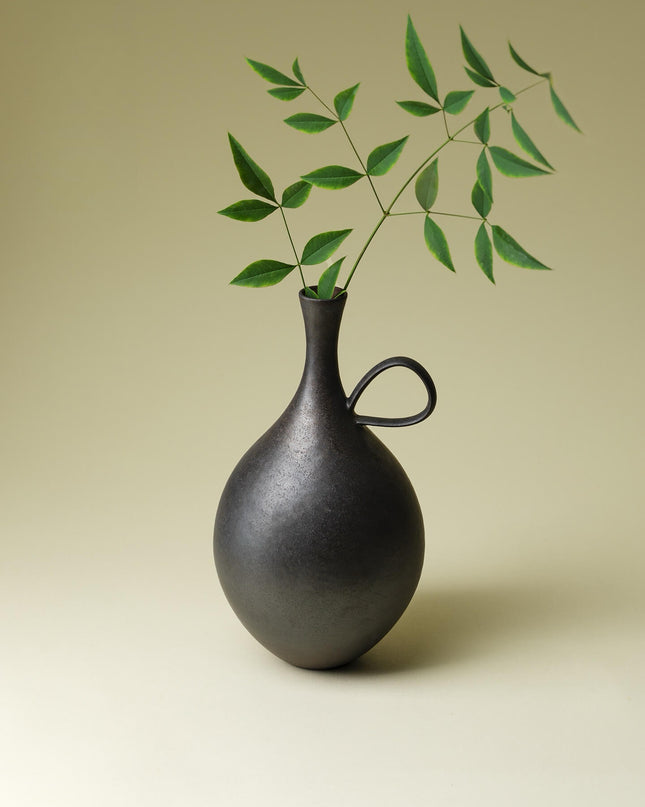 Kiln-Changed Ceramic Art Vase - Japanese Artisan