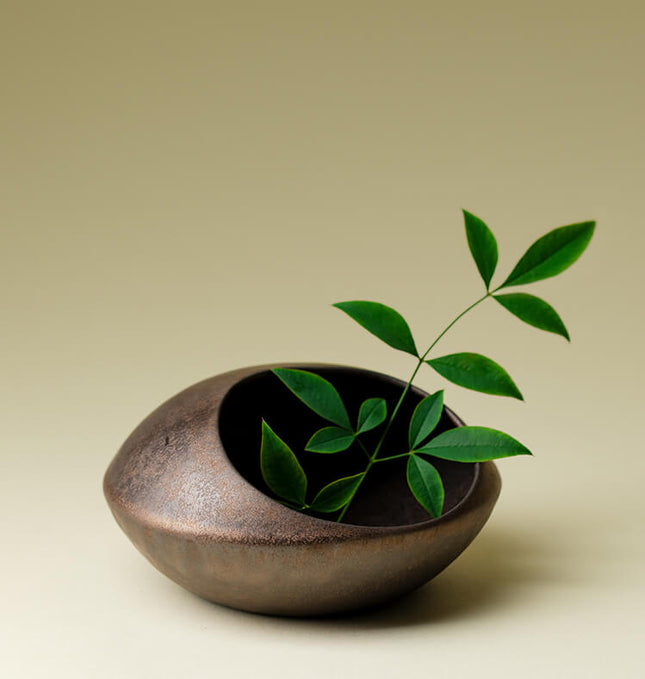 Japan Ceramic Flower Arrangement Bowl Vase