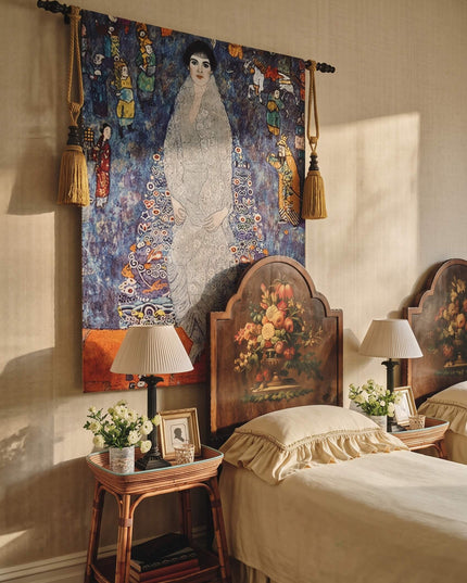 Portrait of Baroness Elisabeth Bachofen-Echt - Gustav Klimt Large Tapestry