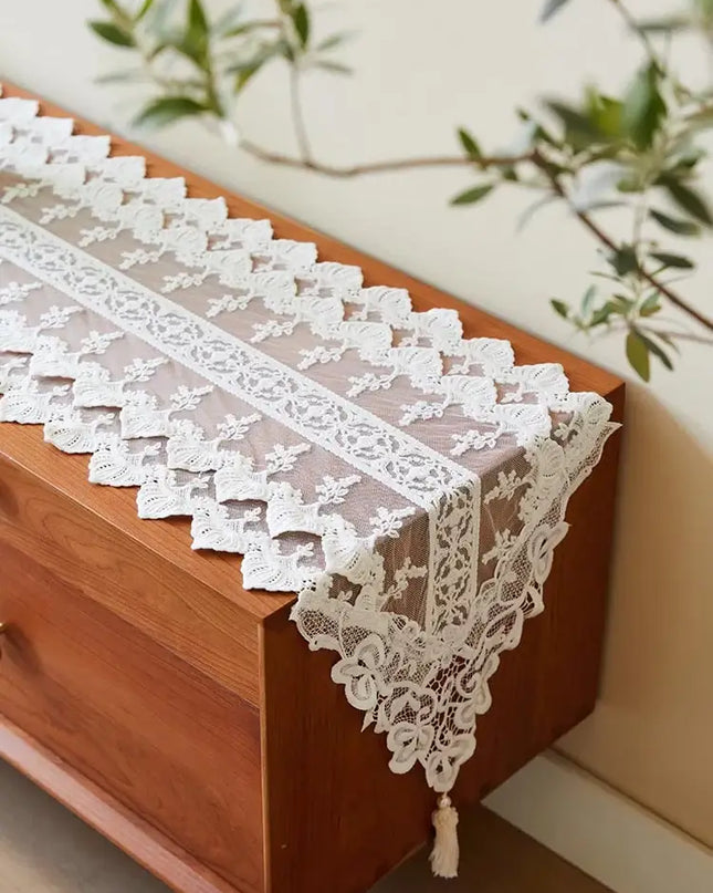 White Flower Table Runner