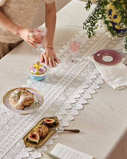 White Flower Table Runner
