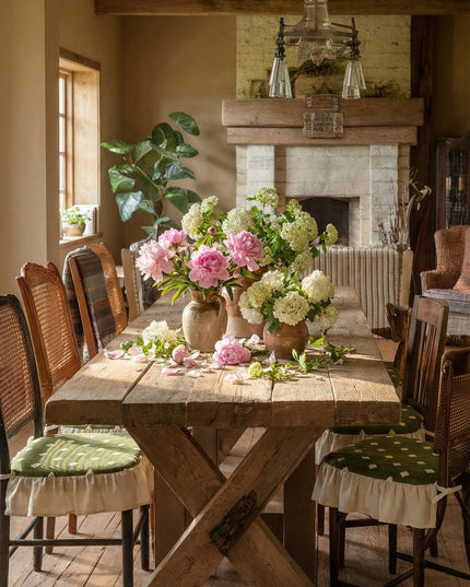 Outdoor Ruffled Tie-Back Chair Cushion & Filling